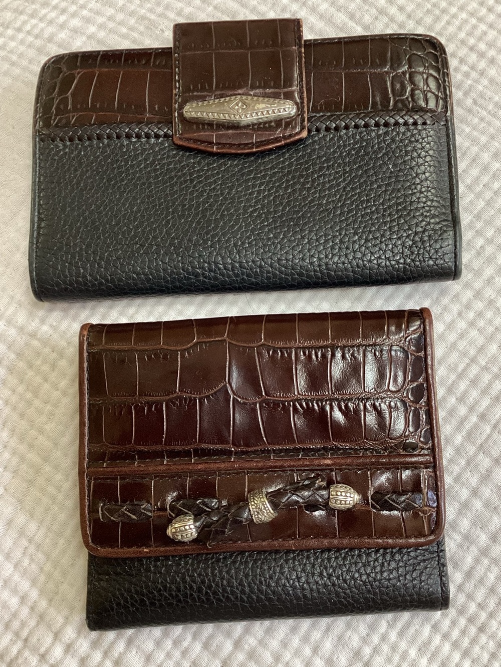 CHOICE OF ONE BRIGHTON LEATHER WALLETS , EUC BLACK BROWN